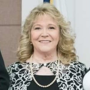 Meet your Posher, Becky